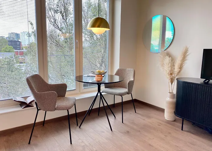 Elegance - Centre Free Parking Apartment Tallinn